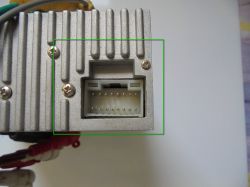 Marquant MCR-1306 - jak podłączyć kostkę zasilającą do radia?