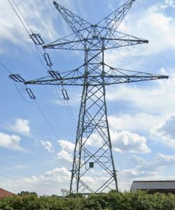Jakie to serie słupów linii 110 kV i 220 kV? Gdzie znaleźć katalog konstrukcji?