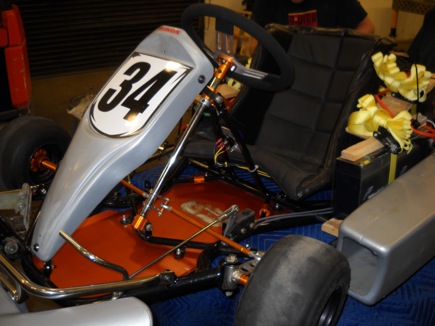 Gokart z napędem elektrycznym Gokart z napędem elektrycznym