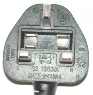 Grounded Plug Installation: Phase Placement Standards and Regulations