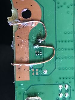 Naprawa PS4 Pro - Uszkodzona ścieżka przy gnieździe zasilania