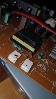 Kupię - Brak podświetlenia, uszkodzony kondensator