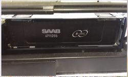 Zmieniarka CD 6-dyskowa marki Saab z numerem 4711255.