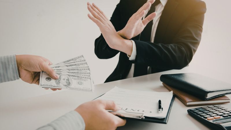 Dlaczego seniorzy IT odrzucają Twoje oferty? Perspektywa doświadczonych devów