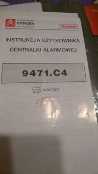 TEXALARM 9471.C4 - Po uzbrojeniu alarmu właczają się światła awaryjne TEXALARM 9471.C4 - Po uzbrojeniu alarmu właczają się światła awaryjne