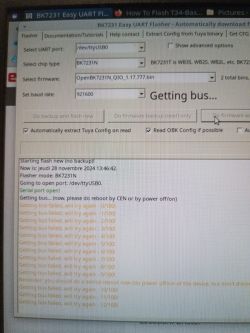 Computer screen with BK7231 Easy UART Flasher application showing error messages.