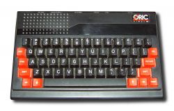 Oric/Atmos stacja dysków w starym/nowym stylu Oric/Atmos stacja dysków w starym/nowym stylu
