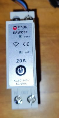 EARU EAWCBT Wi-Fi Relay EARU EAWCBT Wi-Fi relay with connectors and labels.