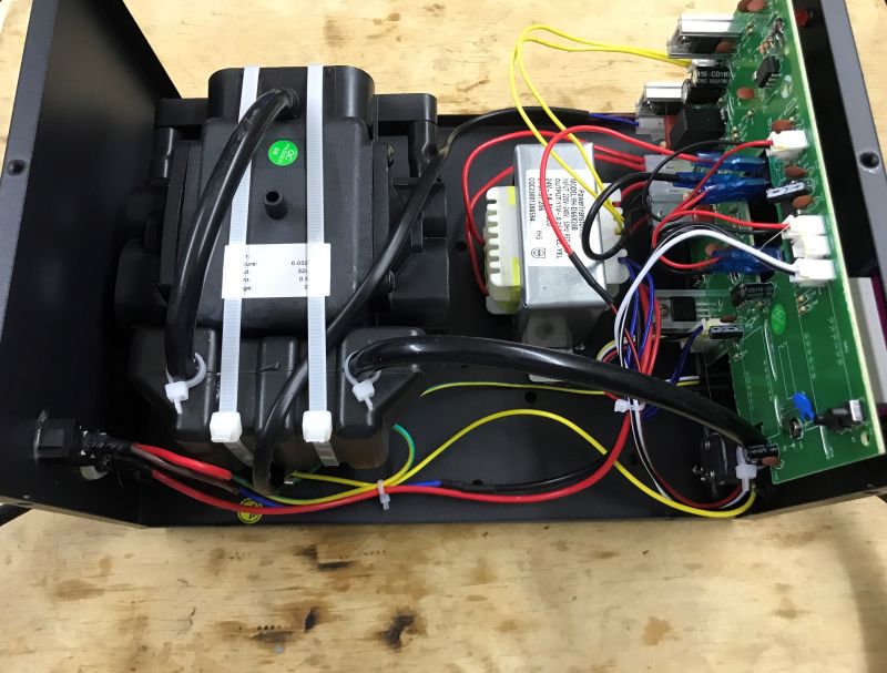 Practical test of the Yihua 852D+ soldering station (2-in-1, hot air 700 W and 60 W 900M flask solde