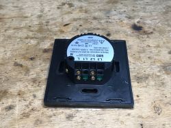 [ESP8285] Włącznik światła WiFi LED master z ukrytą (i darmową?) funkcją RF433