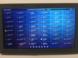 Domoticz system screen showing a list of devices and their statuses.