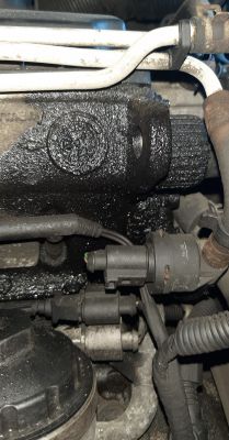 - Ślady oleju na silniku - Seat Ibiza 1.9tdi 2006r