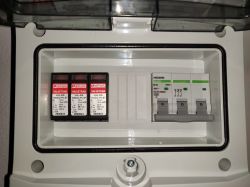 Connecting Inverter to AC Box: Proper Fuse for Photovoltaic Installation 