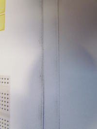 HP CP2025 - jak naprawić brudzenie krawędzi kartki?