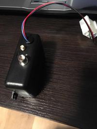 Renault - Czy nadajnik GPS pod radiem może podsłuchiwać rozmowy?