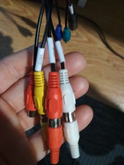 Podłączenie magnetowidu do komputera za pomocą wideo grabbera Podłączenie magnetowidu do komputera za pomocą wideo grabbera