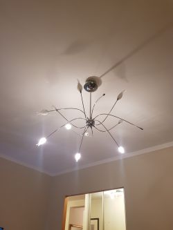 Wymiana żarówek na LED nieudana - nowe nie świecą, stare działają. Co robić?