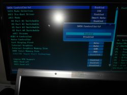 Brak dysku SSD w BIOS-ie płyty Gigabyte GA-B75M-D3V i komunikat Dual BIOS