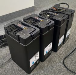[Sprzedam] Nowe baterie trakcyjne Li-ion NCM 74V 30Ah z ładowarką sieciową