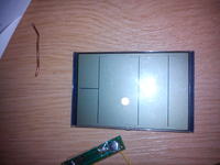 Jak zamontować oderwany wyświetlacz w stacji pogodowej po upadku?