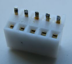 Jaką nazwę handlową ma to złącze na zdjęciach?