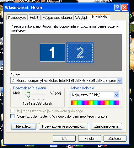 Czy istnieje przejściówka z DSub (VGA) na SVHS do podłączenia laptopa do TV?