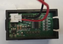 Minitest: Tablicowy wskaźnik napięcia: V27D-T1 Minitest: Tablicowy wskaźnik napięcia: V27D-T1
