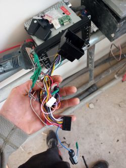 Passat B6 - Jak poprawnie podłączyć chińskie radio? - Zdjęcia wewnątrz