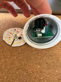 LSC Smart LED E27 806 lumen (RGBCW)