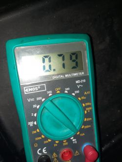 Pobór prądu 0.80, ładowanie 13.6 w BMW E46 - przekazniki, alternator czy nowy akumulator?