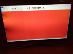 SAMSUNG UE40K5500AW - Przyciemniony ekran z plamami SAMSUNG UE40K5500AW - Przyciemniony ekran z plamami
