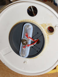 Karuzela Fisher Price C0108 - Gdzie przylutować oderwany kabel