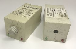 Wnętrze elektronicznego przekaźnika czasowego RTx-132 Made In Poland (MCY74645?)