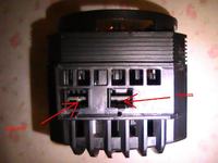 Whirlpool ADG 698 FD - Cieknie woda z pompy myjącej,luzy na wirniku.