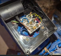 [Zlecę] Sterownik silnika 220V 0,12KW, zmiana kierunku obrotu, podajnik ekogroszku, piec CO.