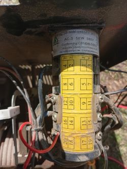 Mar-Pol BX1-300C - jak podłączyć wentylator 230V przy zasilaniu 400V?