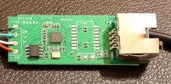 Widok obwodu drukowanego adaptera RJ-45 na USB
