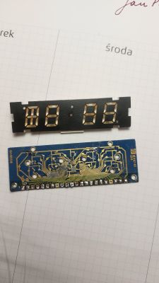 Jaki układ scalony do radiobudzika z lat 80 z funkcjami zmiany czasu i wyłączaniem radia?