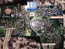 MG ZT/ROVER 75/e46 - Jak podłączyć AUX do PHILIPS XQC100440?