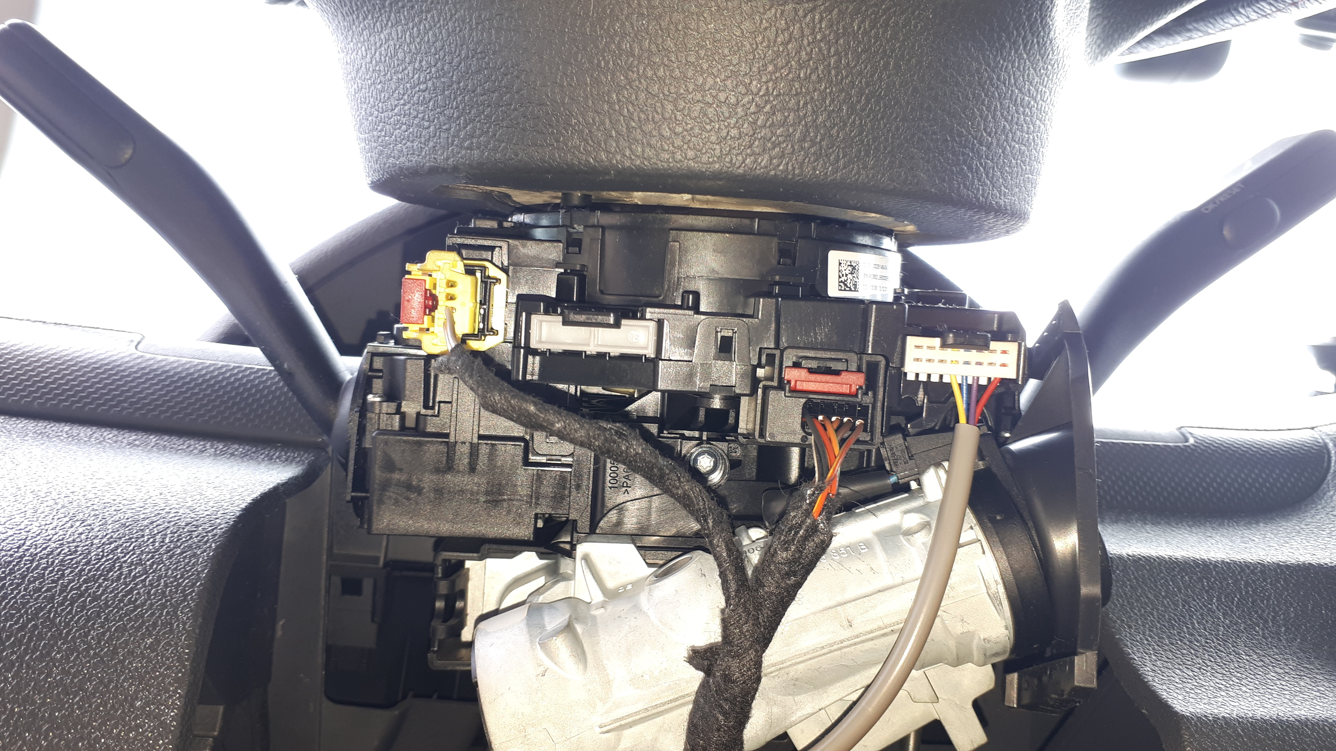 VW Caddy 2012 rok 1,6 TDI Montaż tempomatu elektroda.pl