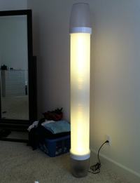 Bezprzewodowo sterowana i regulowana lampa LED