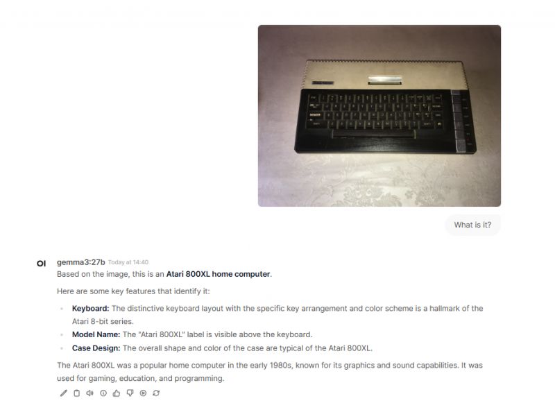 Atari 800XL Home Computer Photo of an Atari 800XL home computer.