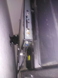 Brak dźwięku z Philips HTS 2500 przy podłączeniu do TV Manta - jak ustawić?
