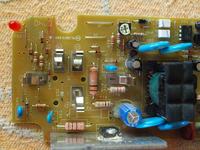 Ładowarka HITACHI UC18YG-problem z odczytaniem symbolu diody