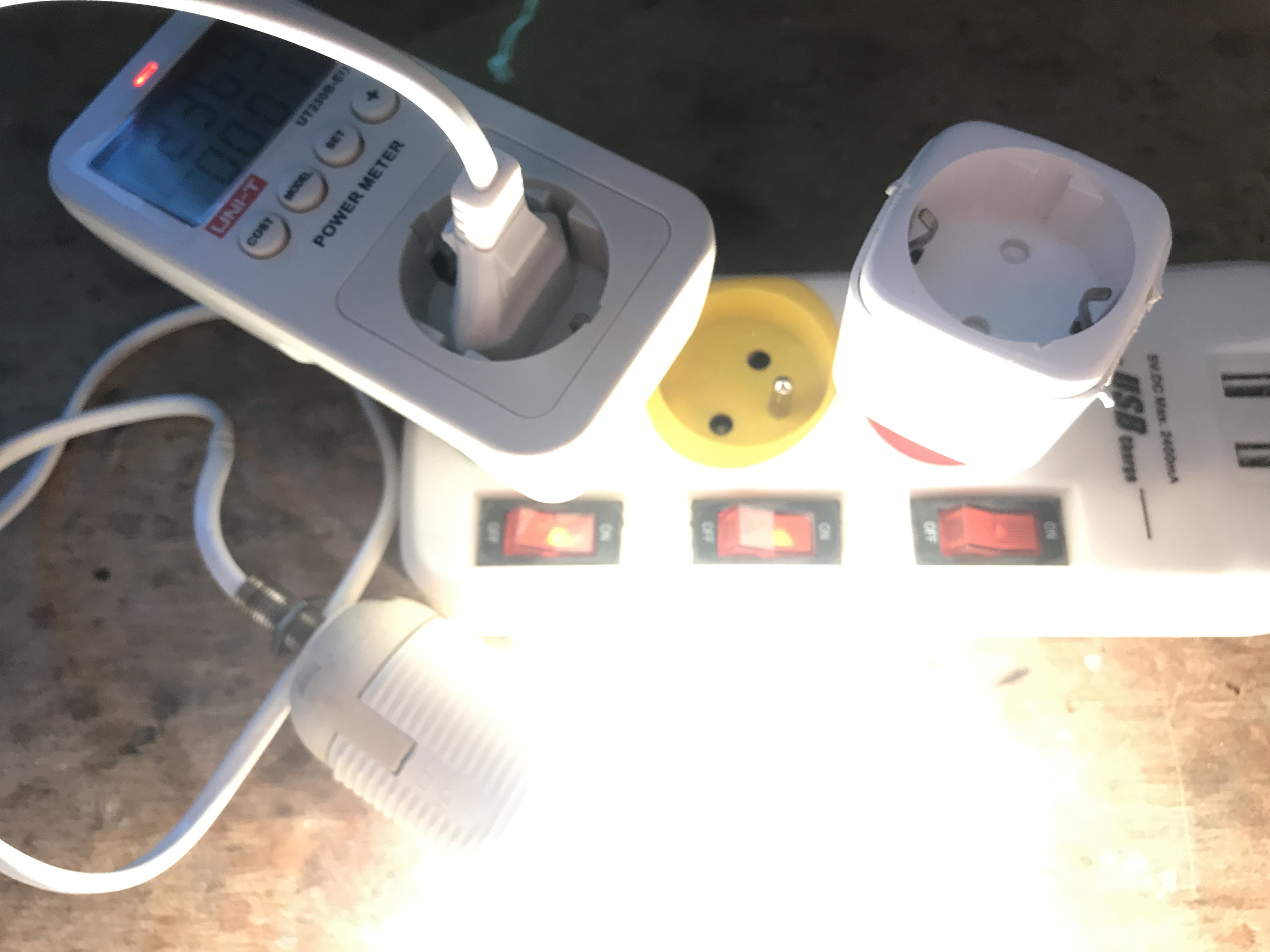 Running Socket How to run locally and configure low-cost energy sockets from China?