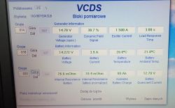 Audi A3 8p 1,6 105 - 01598 - Napięcie akumulatora jazdy