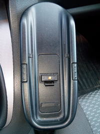 Do jakiego modelu telefonu pasuje ten uchwyt samochodowy? [zdjęcie]