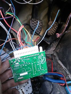 BMW E36 '97 - Uszkodzony pilot alarmu Silicon, auto nie odpala