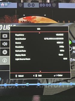 Zmiana kolorów i przestój Optoma UHD 30 - Czy to wina koła kolorów czy lampy? Porady i wskazówki.