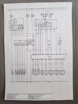 Mercedes W211 320 CDI - Schemat zasilania sterownika silnika